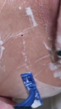 Shaving My Hairy Pussy for Shinning