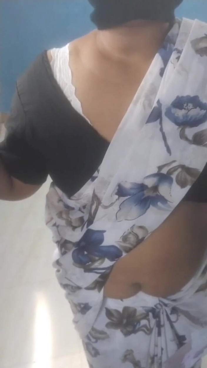 Tamil lesbian: Teacher Sex with Boy for Mark