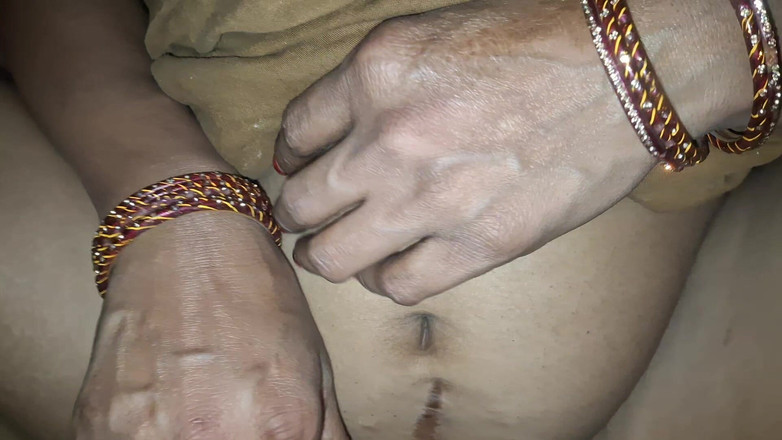 Busty Banuu: Секс-видео дези бхабхи Chudai