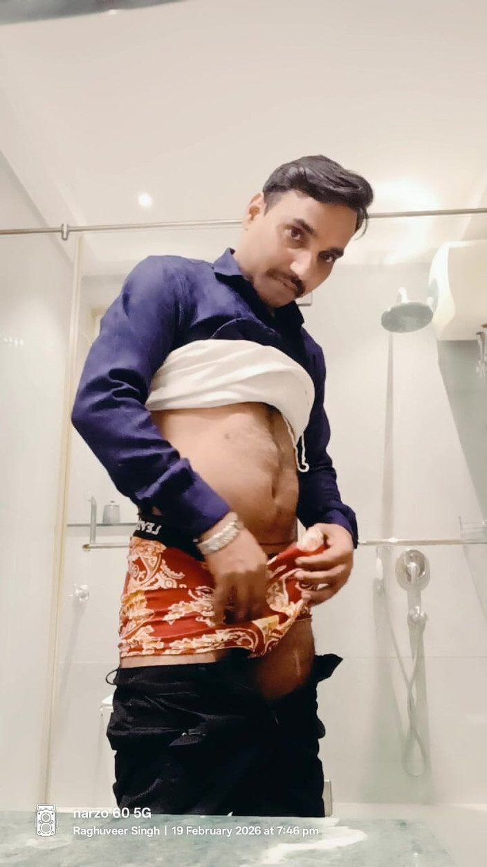 Rajasthani-old-lover: Oblékání a masturbace