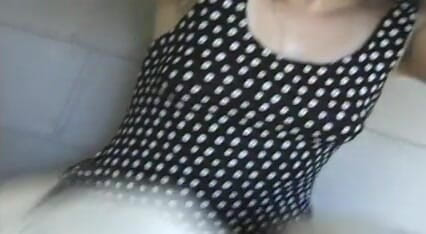 Perfect Porno: Güzel genç kız yarak yiyor ve sikiliyor