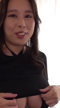 Signature Glow Shines as Shiori Unleashes Her Bold, Stunning Presence - Part.1