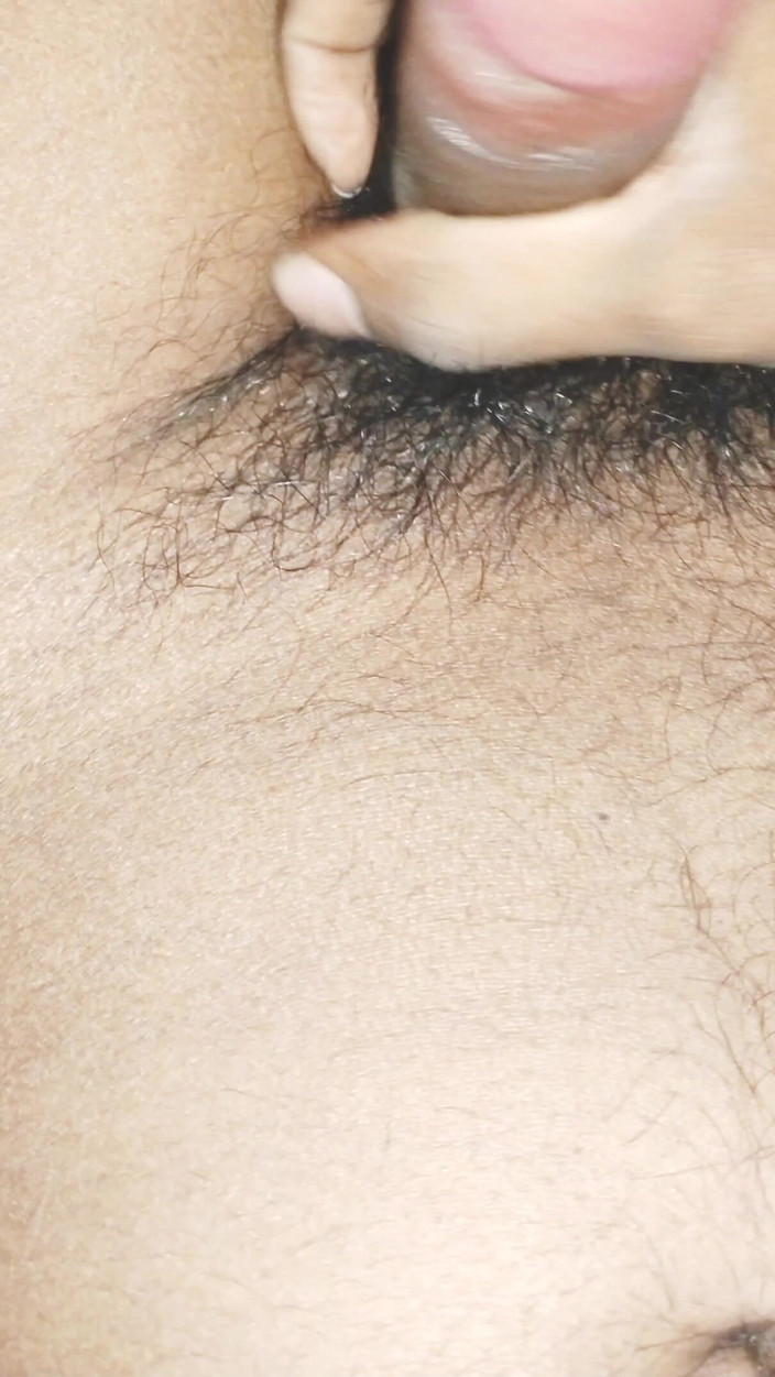 Indian_teens_era: कमरे में अकेले फेमबॉय हस्तमैथुन