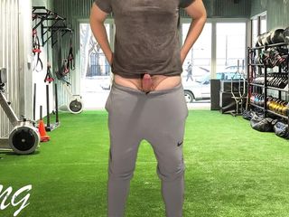 Lucas Nathan King: Öffentlicher schwanz blankziehen und kommen in hose im fitnessstudio
