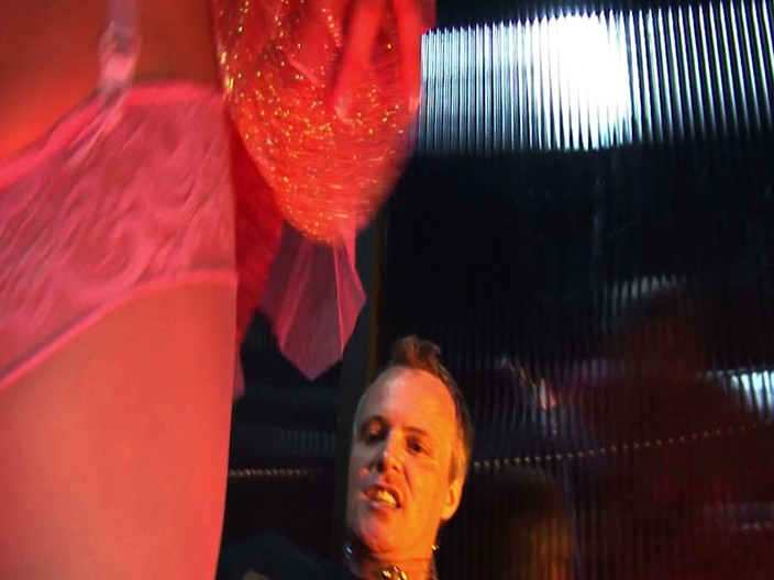 The Window of Sex: Orgy sluts scen-3_trio av älvor i latexunderkläder Njut av en anal...