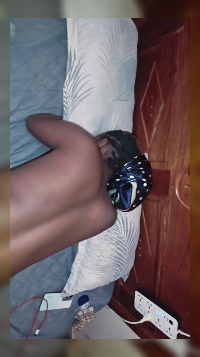 Cho his way: 与令人惊叹的天然辣妹的自制性爱 - chohi Delight