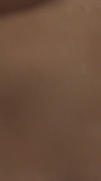 Tetona milf recibe una carga cálida en sus grandes tetas