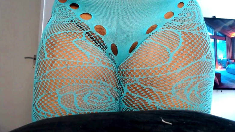 Maeling: Con trai riêng nhỏ bé bị hỏng và ngậm nước...