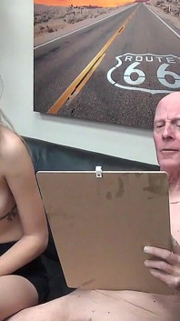 몬태나 넬슨의 18살 자지 빨기
