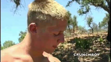 STRAIGHT BOYS CURIOUS FROM PRAHA: युवा सीधा लड़का आउटडोर अपने समलैंगिक दोस्त को चोद रहा है 2