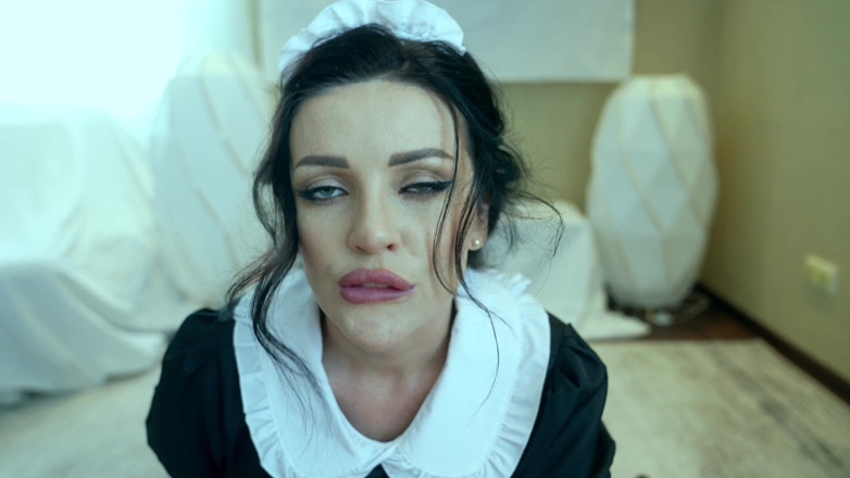 Luna Roulette: Porn Horror: il fantasma della cameriera