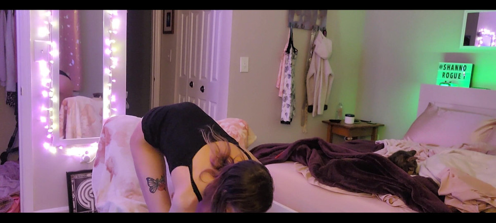 Shannon Rogue: नए अनबॉक्सिंग वीडियो का पहला कट