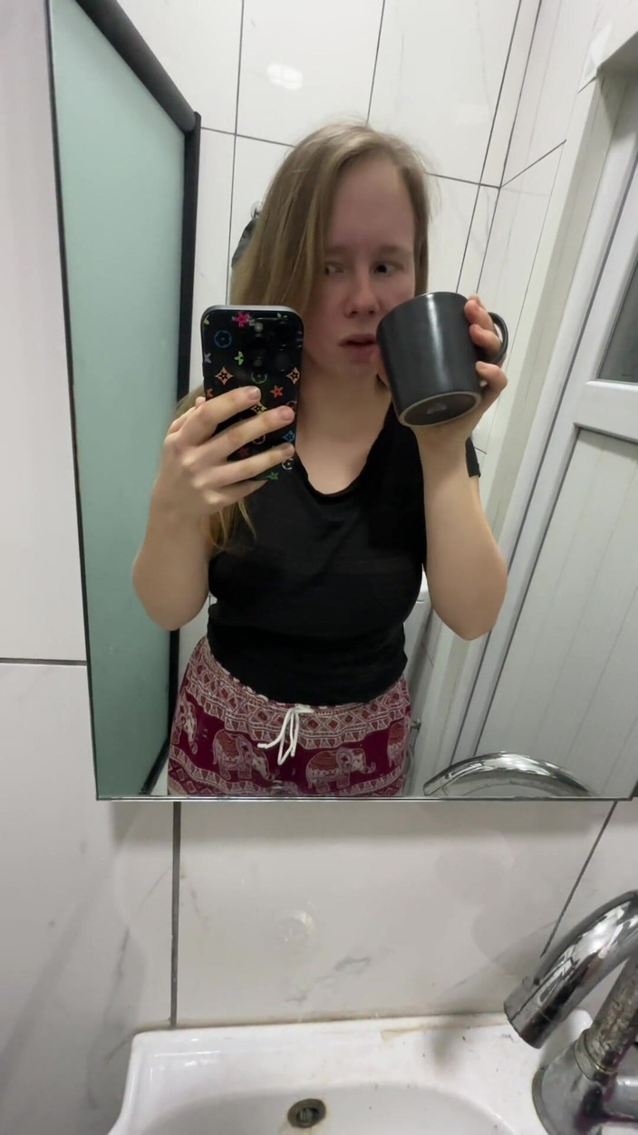 SweetLucy96: I Had to Pee Urgently