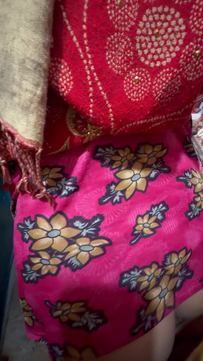 Siyanshi: 義理の兄とキッチンで激しくセックスされる女の子