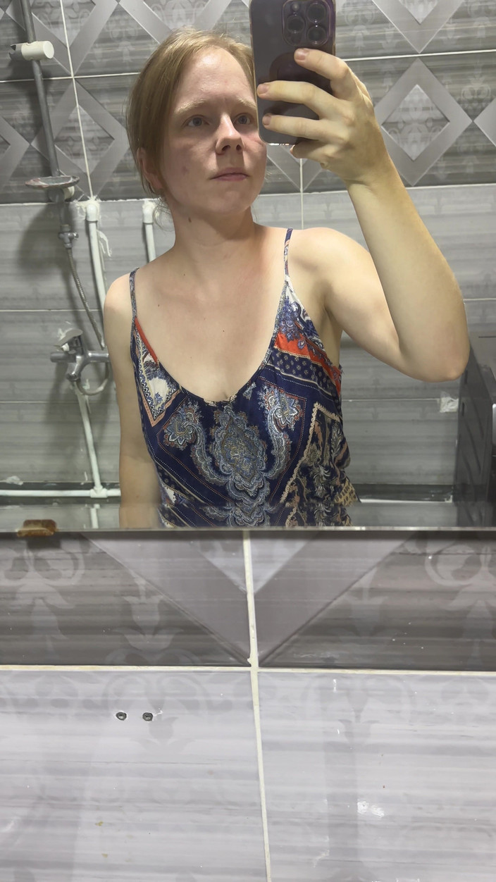 SweetLucy96: Having Fun Under the Shower