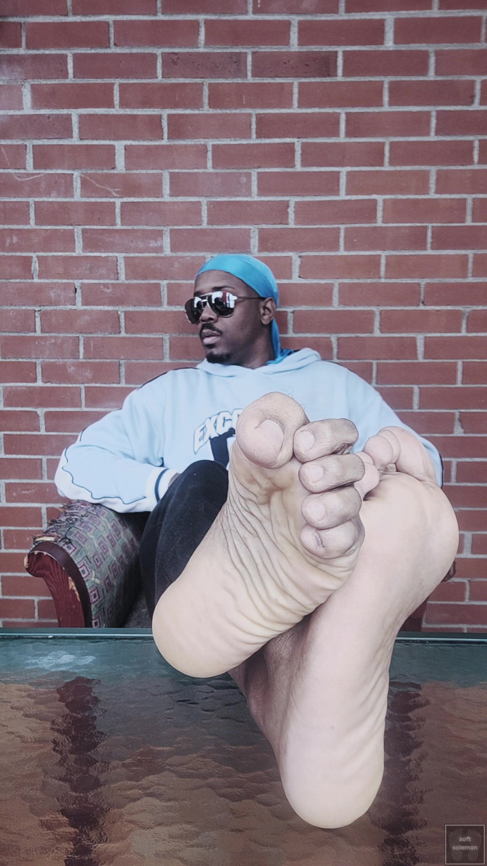 Soft Soleman: Expune-mi tălpile masculine 3