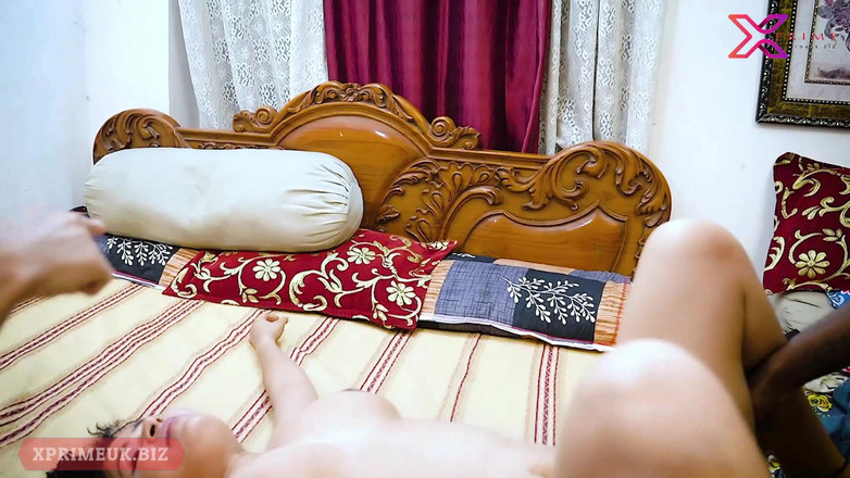 Creative Pervert: सुंदर भारतीय भाभी की दो लड़कों द्वारा चुदाई