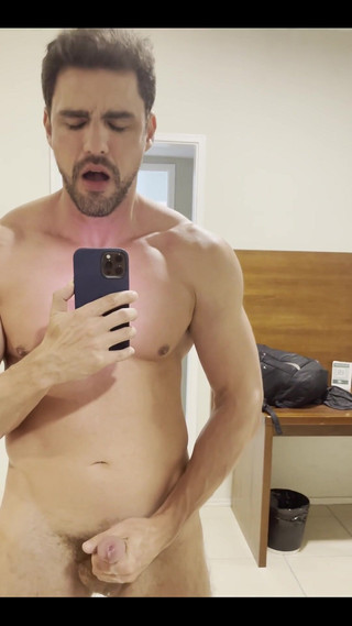 Kylefox: Short Self Moment