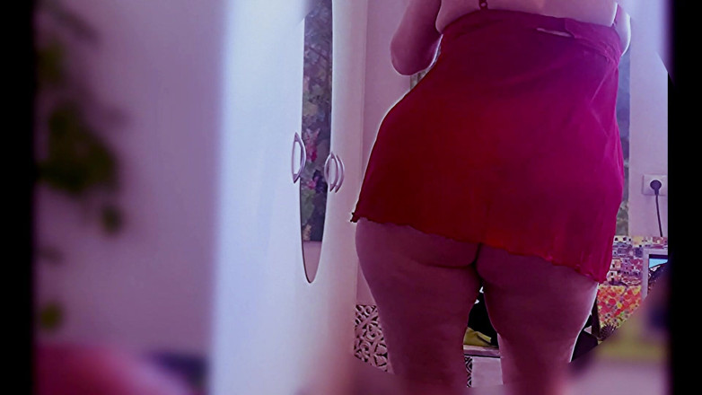 Zoomanal: The Blonde Next Door Invited Me