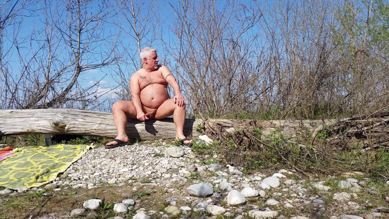CiccioloBrizzolo: Eine schöne Toilette im Freien