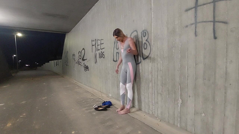 sweetfeet29: 밤에 갈아입기