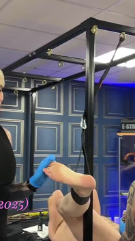 Double Domme Fisting & Bastinado