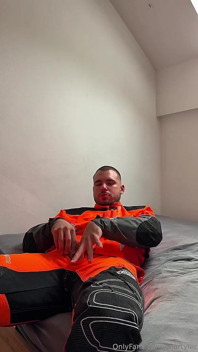 Tyler Blake Hivis Workwear, Muscle Flex, Dildo Play, Jerking off in Gear.