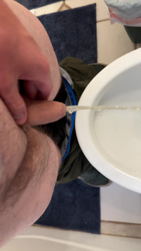 Small Cock Virgin Peeing