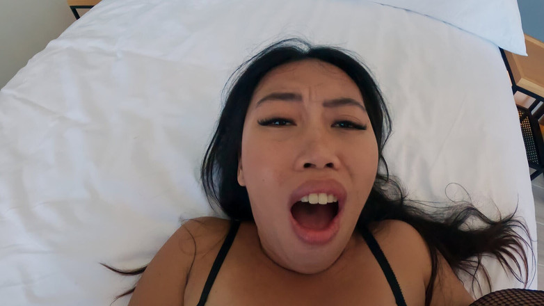 MyFilipinaGf: Big Ass Asian Slut Gets Creampied in Luxury Hotel