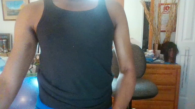 HornyShinAe: Asijská Ladyboy masturbuje