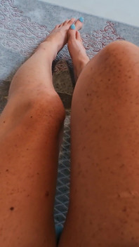 Eu fiind o fată obraznică care ia o pulă mare