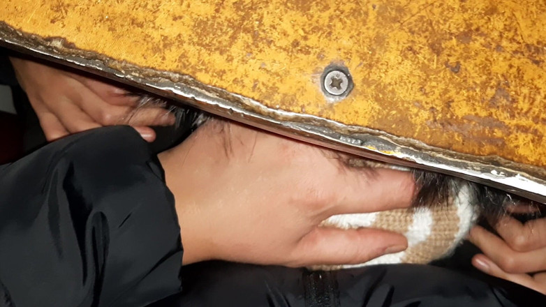 Lesbian-illusion: Rychlý, riskantní lesbický sex ve vlaku