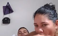 Esposa tomando teterito