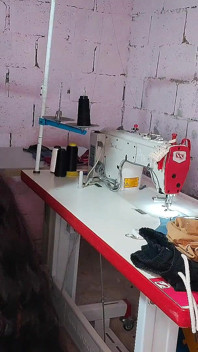 Costureiras E Um Cliente Sortudo
