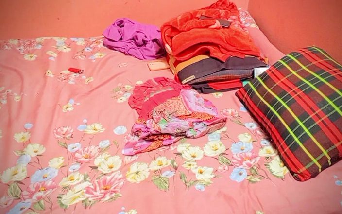 Riyamoni: Hôm nay tôi cũng đã làm tình với một cô bạn...