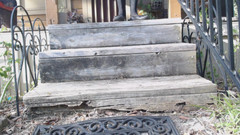 PandoraSG: Piede all'aperto calpestare sulle scale in appartamenti