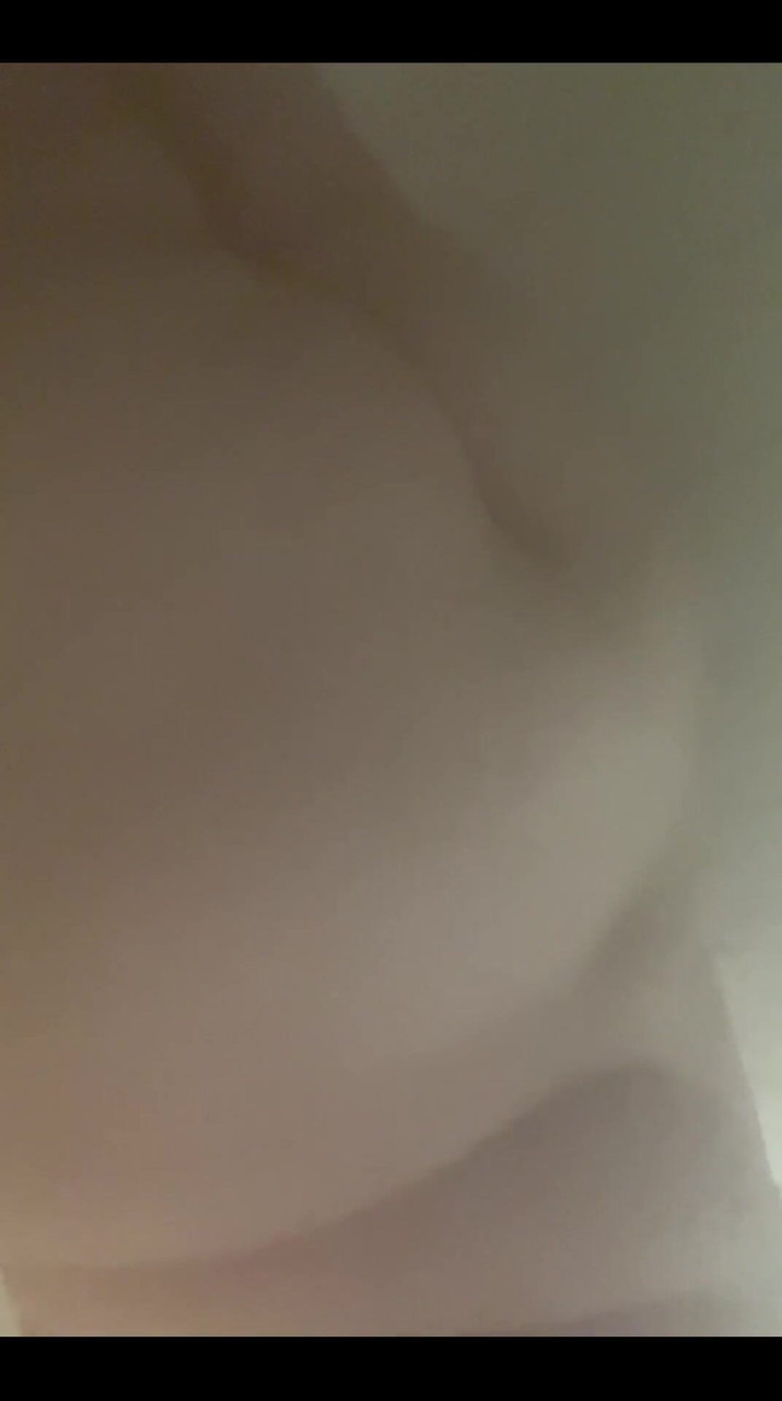 SexyBreedingBbw: Bbw speelt onder de douche