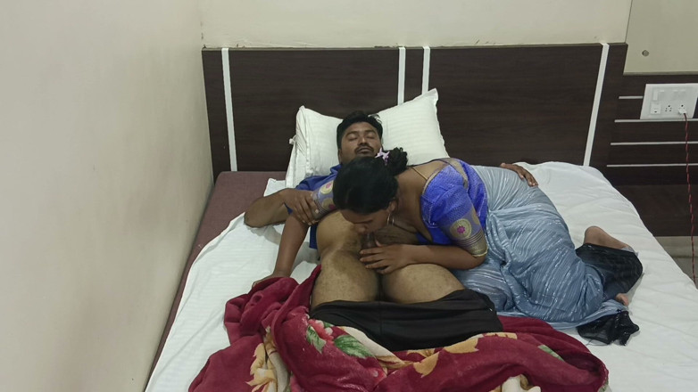 Horny Indian Couple: Marathi Wife Kavita Hot &amp; Dirty Private Sex Moments