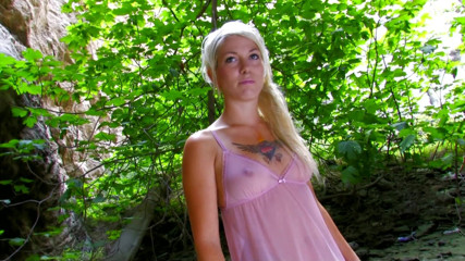 Hot Euro Girls: Ramming French whore in her asshole