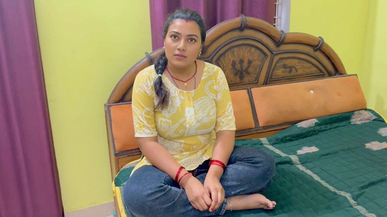 Hotty_ragini: My younger stepsister accidentally sent me her nude photo, I...