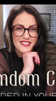 Film complet gratuit, la comtesse Diamond jouit directement à votre cerveau via votre puce femdom