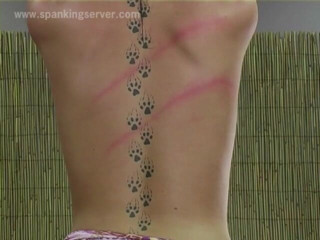 Spanking Server: Sandra mit nackter peitsche 1812