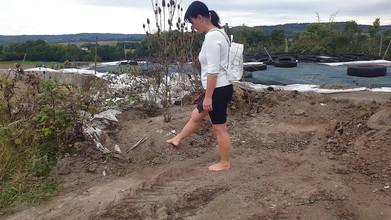 Yvette xtreme: Dirty barefoot walk with Yvette Costeau