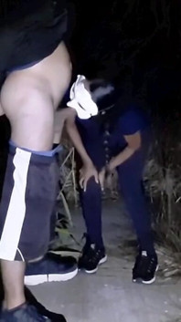 Mujer de la vida, 20 dólares el anal muy apretado