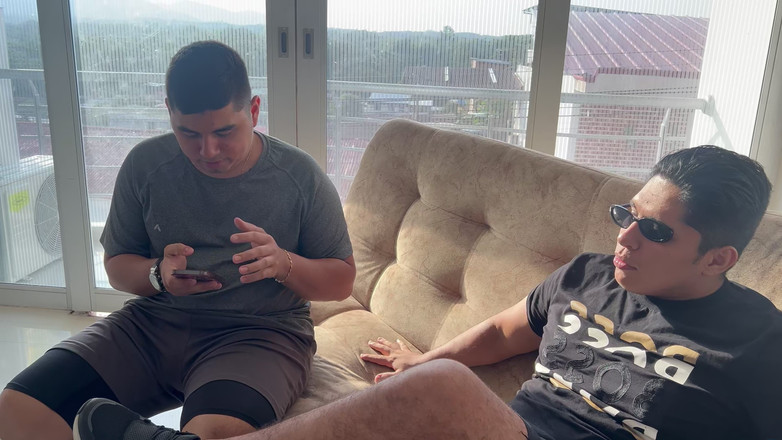 Pronoia Mey: O fut pe fiica vitregă a unui orb lângă el,...