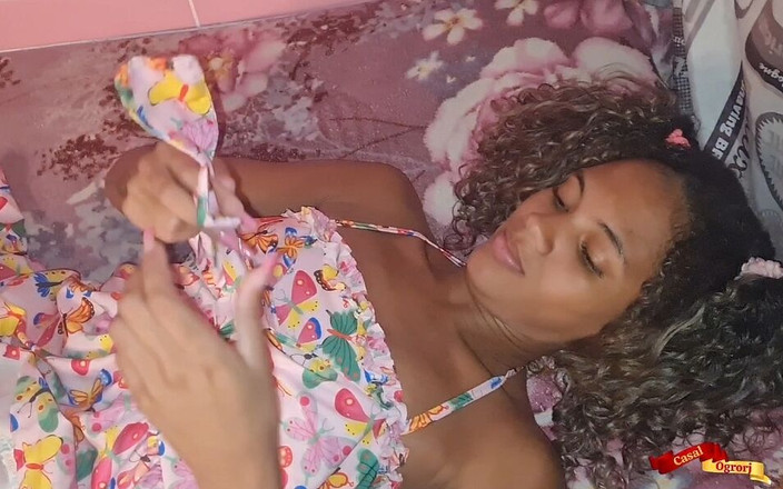 LeoOgro: Nevlastní otec obtěžuje svou roztomilou malou nevlastní dceru