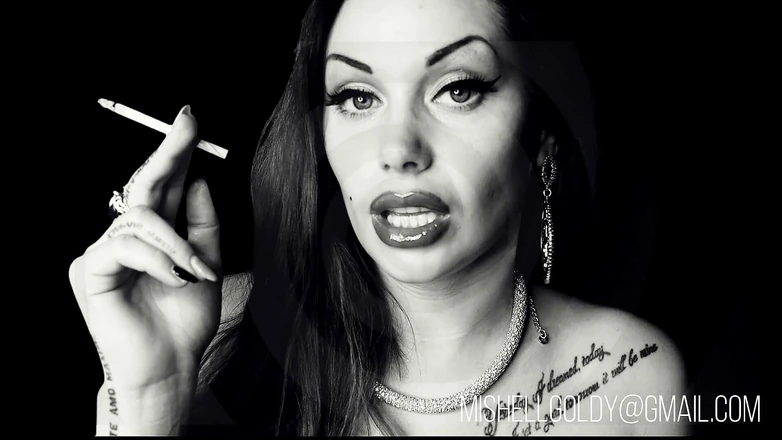 Goddess Misha Goldy: Write to me!!! get mesmerized, used and drained!