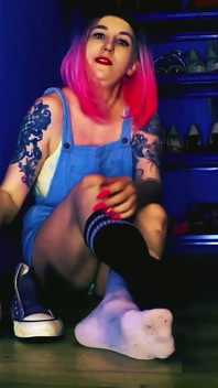 Lady Angela Old Used Smelly Stinky Converse Sneakers Knee Socks Fetish