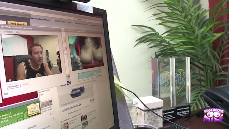 Huge Boobs MILF: Stunning MILF Met a Guy on the Web and They...