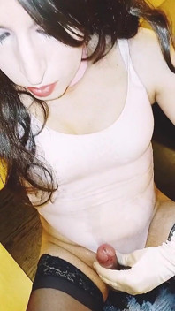 Masturbazione anale Tammysissy con pipì